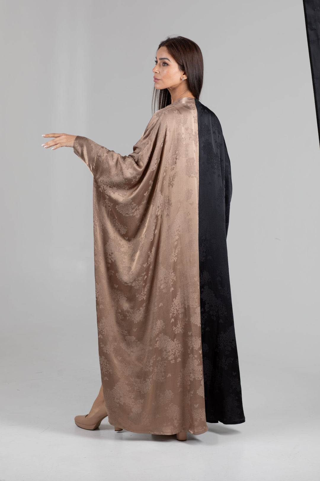 Farah Abaya