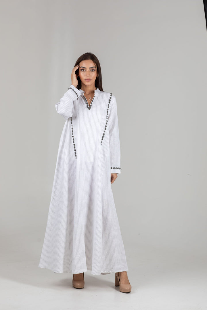 SIMPLICITY WHITE